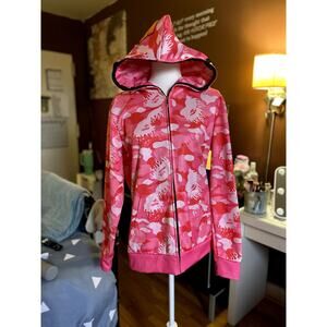 HOT PINK CAMOUFLAGE BAPE LIGHT WEIGHT JACKET-IN GREAT CONDITION!